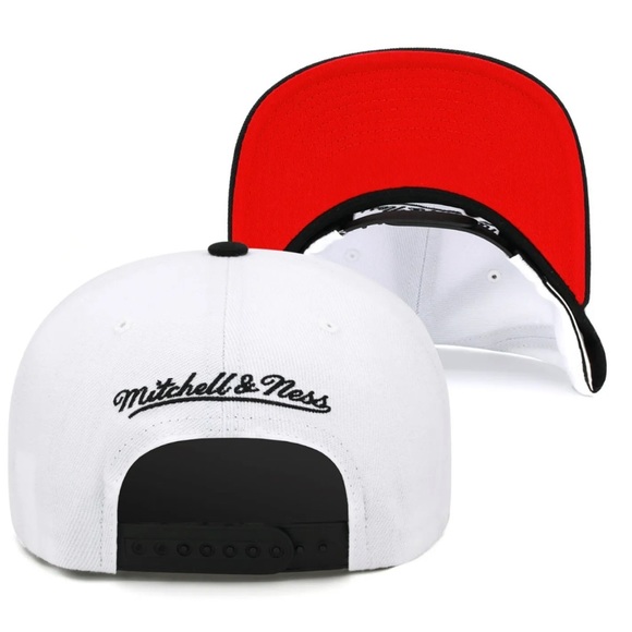 *NWT* Mitchell & Ness Atlanta Hawks Hardwood Classics Snapback Hat - Picture 3 of 3